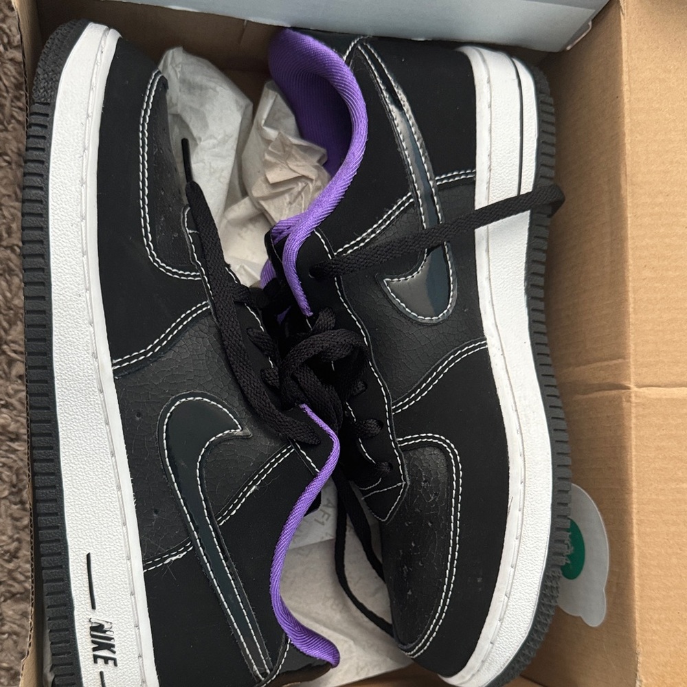 Nike Black and White Shoes with Purple Highlights